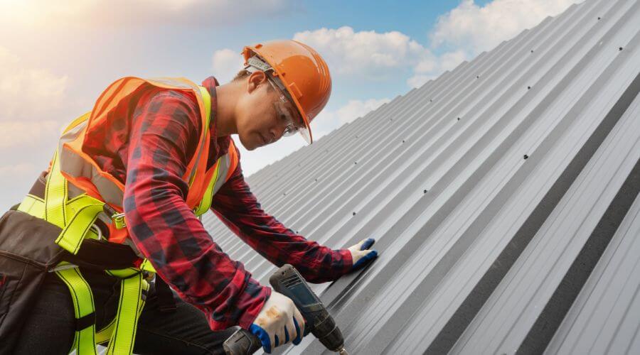 GAF certified roofer in Fredericksburg, IA